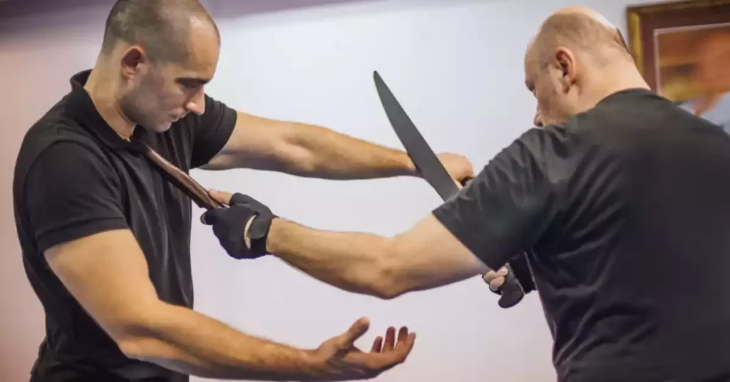 Apache Knife Fighting Techniques