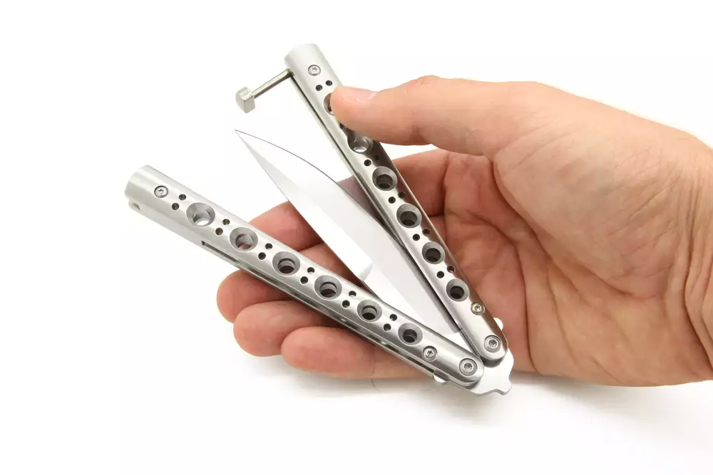 Butterfly knife in the hand