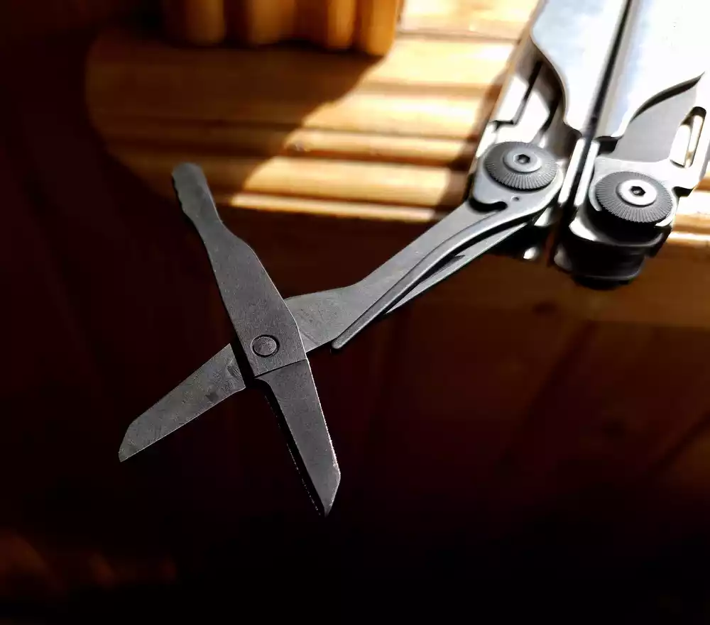 Leatherman vs Gerber