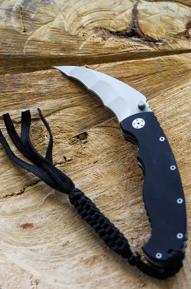 Uses of Hawkbill Knives