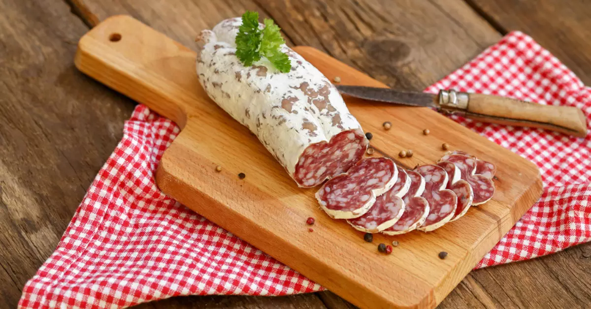 An Honest Review Of The Epicurean All in One Cutting Board