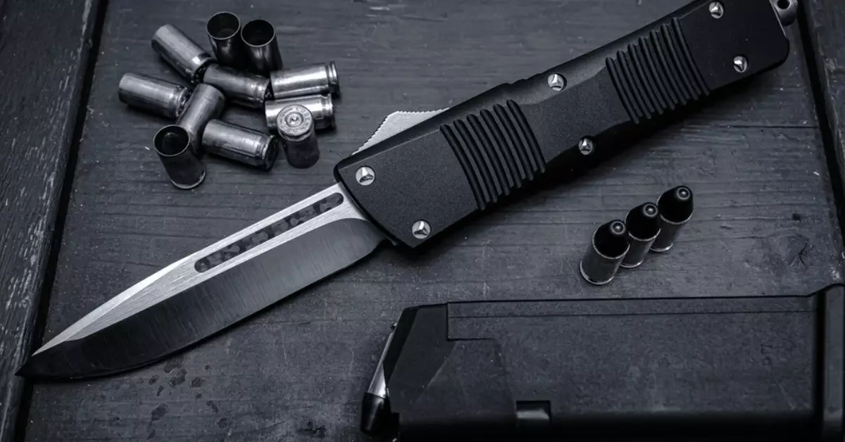 Double Action OTF Knife